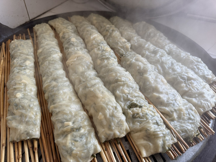 野蒜菜卷的做法