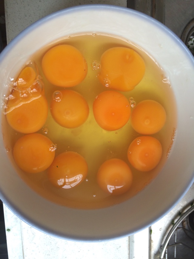 韭菜鸡蛋饺子的做法图解1