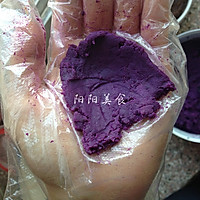 爱心满满——紫薯枣泥椰蓉球的做法图解2