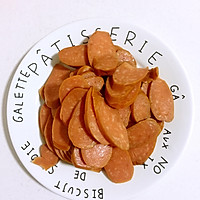 杏鲍菇炒火腿肠的做法图解2