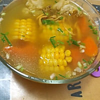胡萝卜玉米大骨汤的做法图解7
