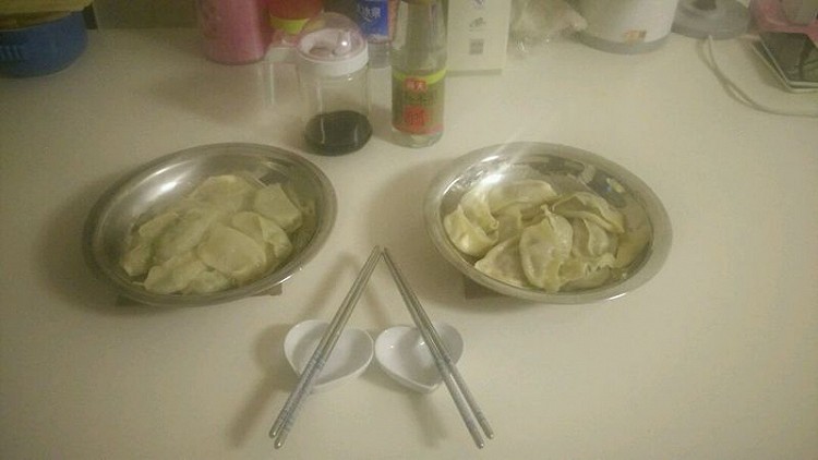 猪肉芹菜饺子的做法