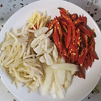 泡椒耗儿鱼的做法图解2