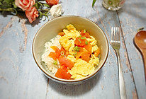 #快手又营养，我家的冬日必备菜品#简单快手的西红柿鸡蛋盖饭的做法