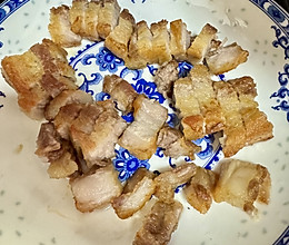 做法简单又好吃的脆皮五花肉的做法