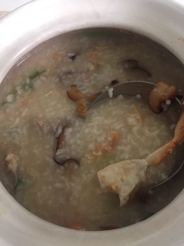 潮汕海鲜砂锅粥