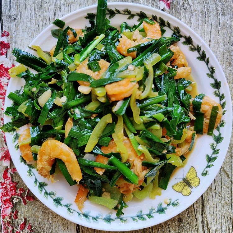 干虾仁炒韭菜，味道独特又下饭的做法