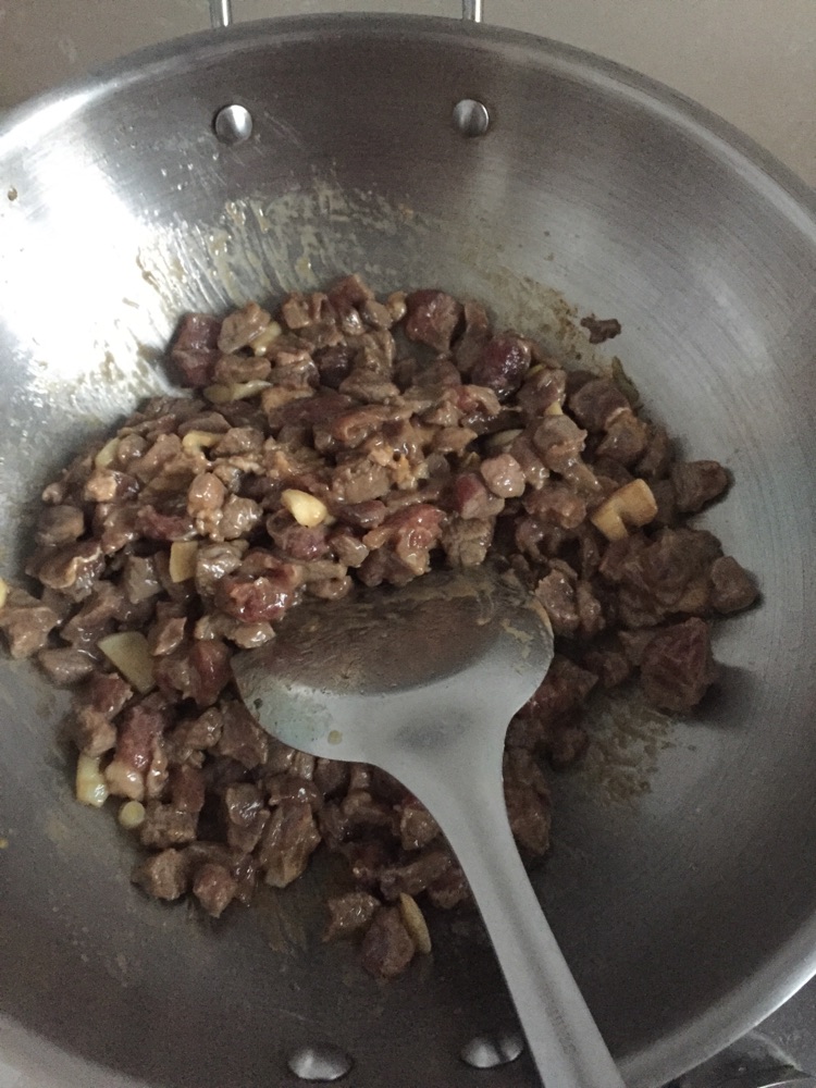 咖喱土豆牛肉的做法图解3