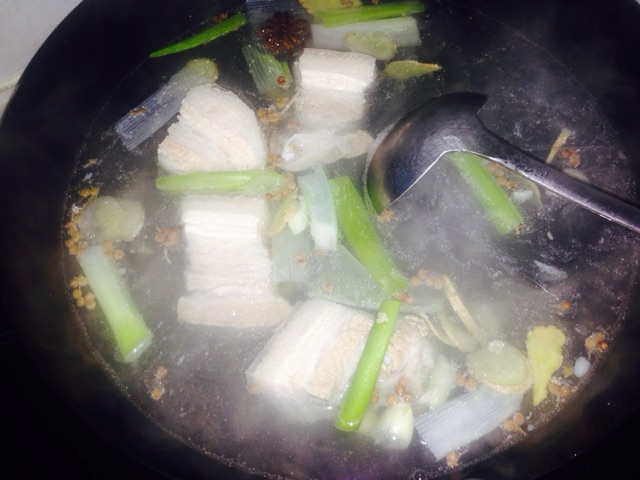 回锅肉的做法图解1