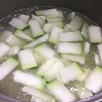清热消暑&美白祛斑: 薏仁冬瓜茶的做法图解6