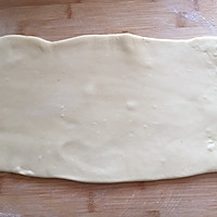 #硬核菜谱制作人#香葱肉松面包的做法图解9