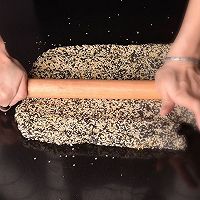 年糖——芝麻糖的做法图解6