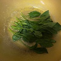 西红柿菠菜鸡蛋汤的做法图解3