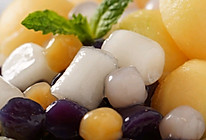 夏日消暑颜值甜品⭐哈密瓜芋圆碗的做法