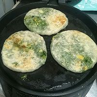 简单好吃的鸡蛋荤香馅饼的做法图解4