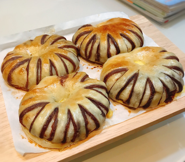 豆沙面包的做法