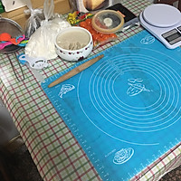 豆沙蛋黄酥的做法图解1