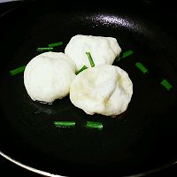 玉米瘦肉生煎汤包的做法图解9