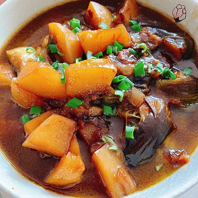 茄子炖土豆（东北叫馋死老爷子）