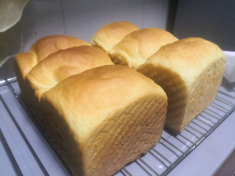 中筋面粉做面包的做法