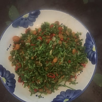 红萝卜缨子的做法图解2