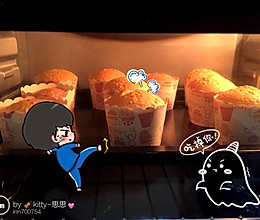 椰香纸杯蛋糕（同6寸戚风配方）的做法