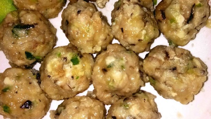 家乡菜豆腐丸子