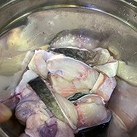 #巨下饭的家常菜#期待已久的姜葱蒜子白汁焖海鳗的做法图解2