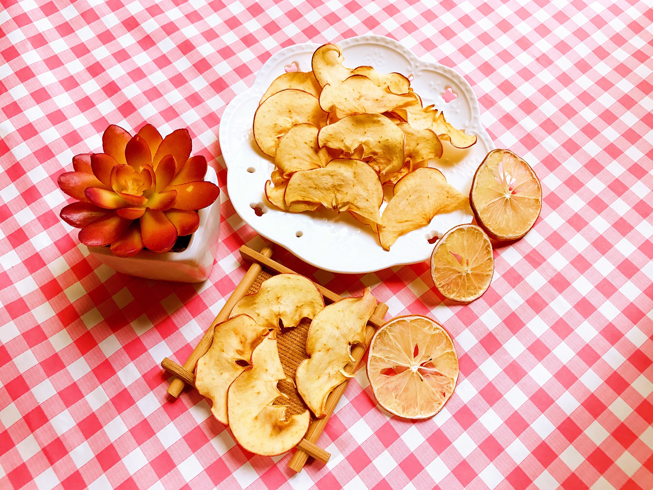 Eat fruit in a different way - fruit chips