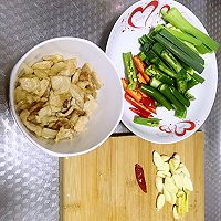 农家小炒肉的做法图解1