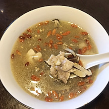 鸡枞菌煲鸡汤