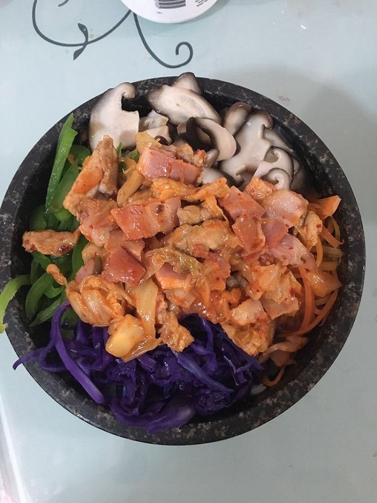 石锅拌饭的做法