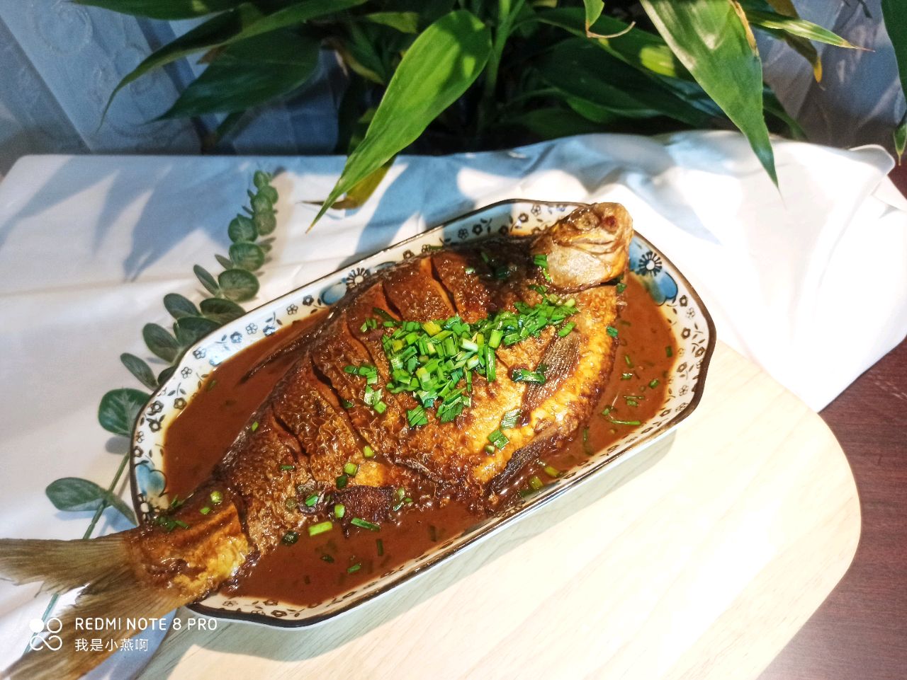 Braised bream in brown sauce