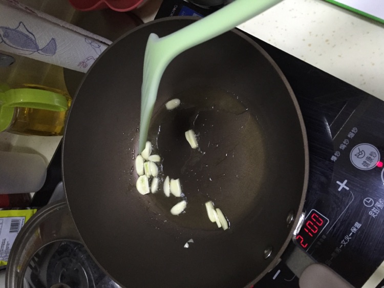 白灼西生菜的做法图解5