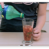 墨西哥草莓鸡尾酒(Strawberry Mohjito)的做法图解4