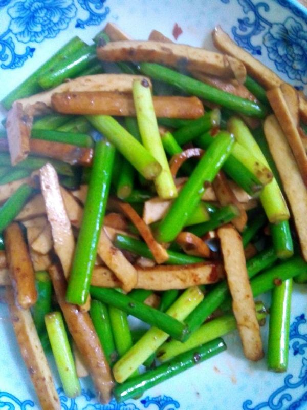 蒜薹炒豆干