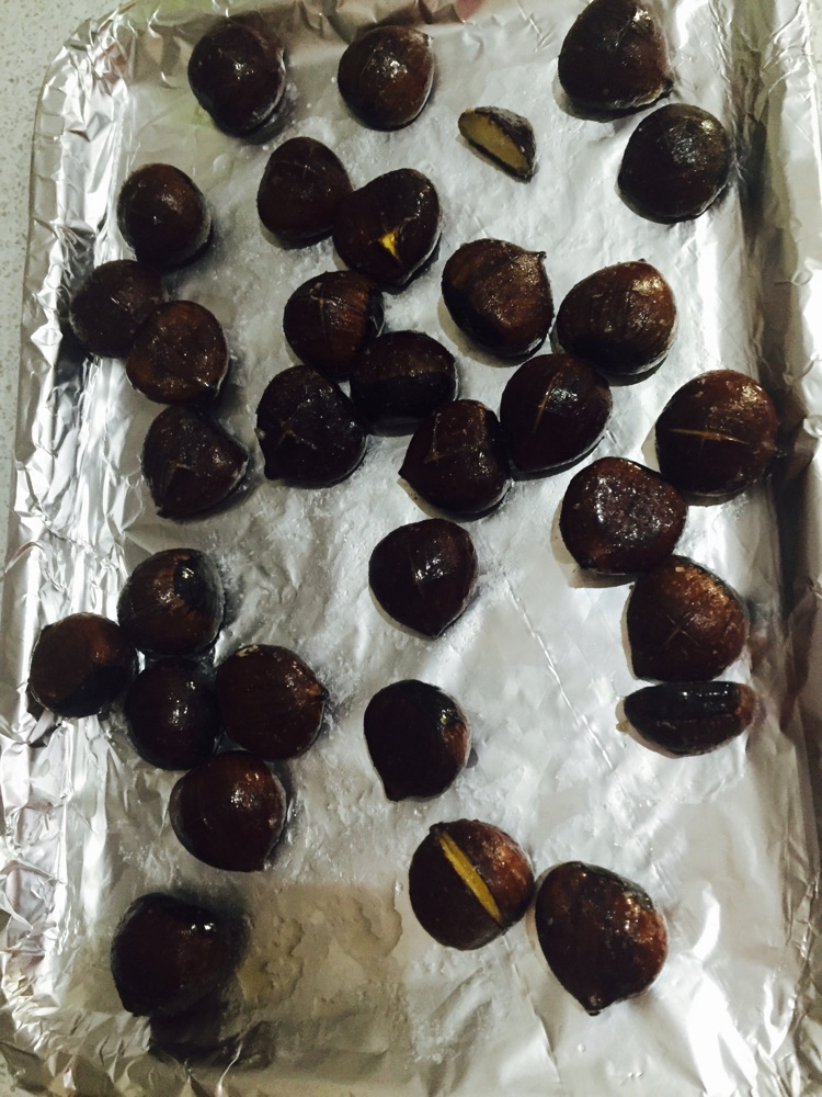烤蜂蜜黄油栗子的做法图解4