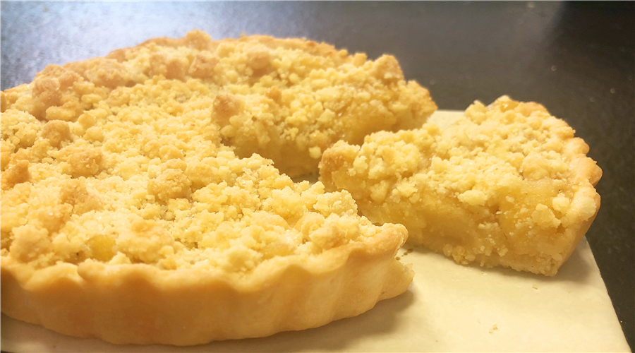 Crispy apple pie: the real princess in the pie