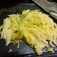 酸菜炖粉条的做法图解4