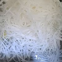 #我心中的冬日限定#《萝卜丝牛肉丸汤》的做法图解4