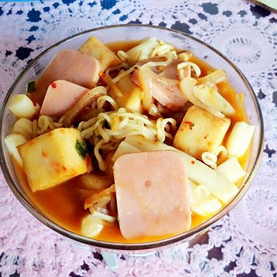 韩式-泡菜年糕锅
