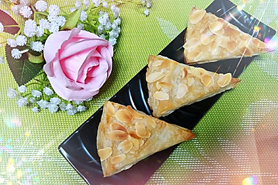 香烤松脆杏仁手抓饼