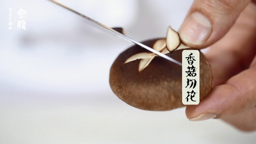 寿喜烧，冬日暖味的做法图解3