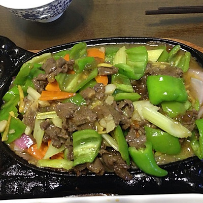 铁板牛肉青椒