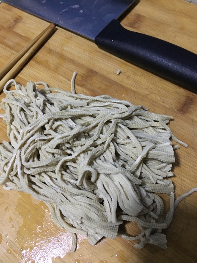 清爽豆丝扣肉的做法图解3