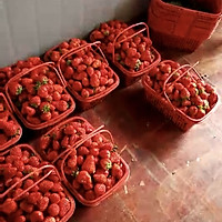 自制草莓酱的做法图解1