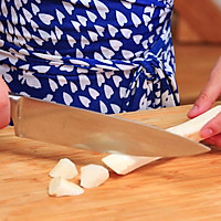 山药排骨汤的做法图解2