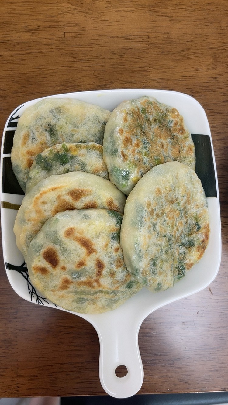 韭菜鸡蛋馅儿饼的做法