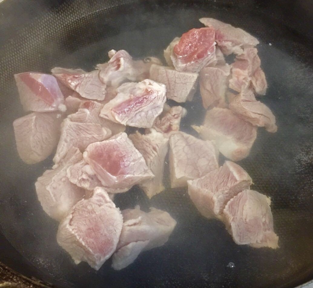 鸡腿菇炒瘦肉怎么做_鸡腿菇炒瘦肉的做法_豆果美食