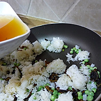 【菁选酱油试用】美味干菜酱油炒饭的做法图解5